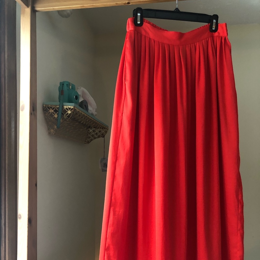 BCBG maxi skirt